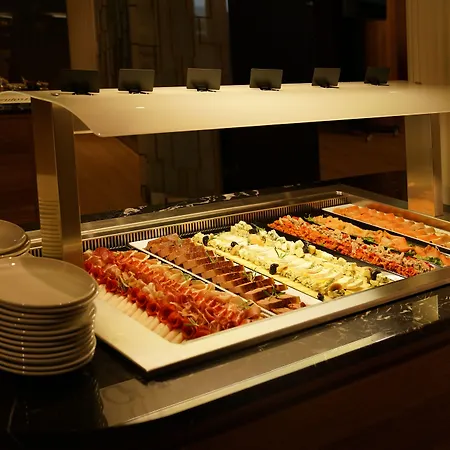 Habakuk Wellness & Event Hotel 4*