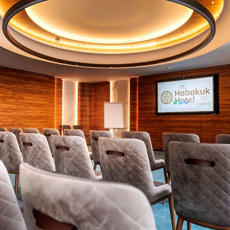 Habakuk Wellness & Event 4*