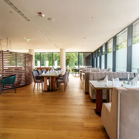 Habakuk Wellness & Event 4* Marburgo