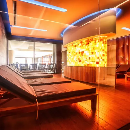 Habakuk Wellness & Event 4* Marburgo