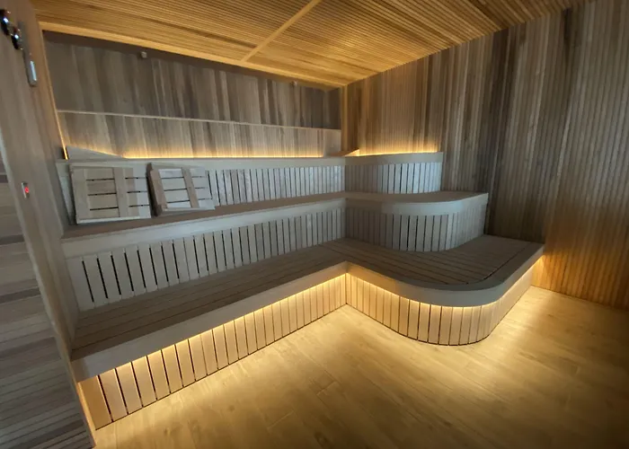 Habakuk Wellness & Event 호텔 4*