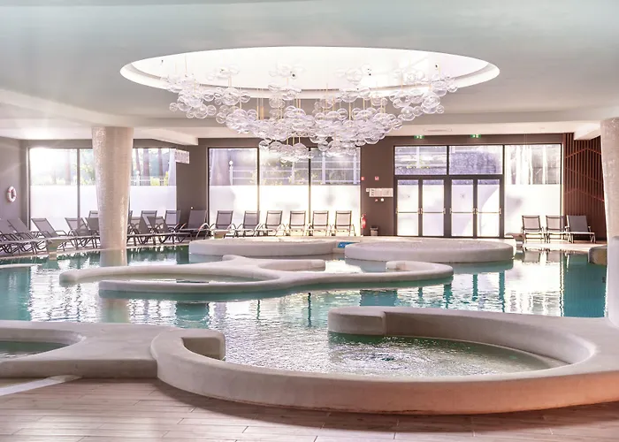 Habakuk Wellness & Event 4* 마리보르